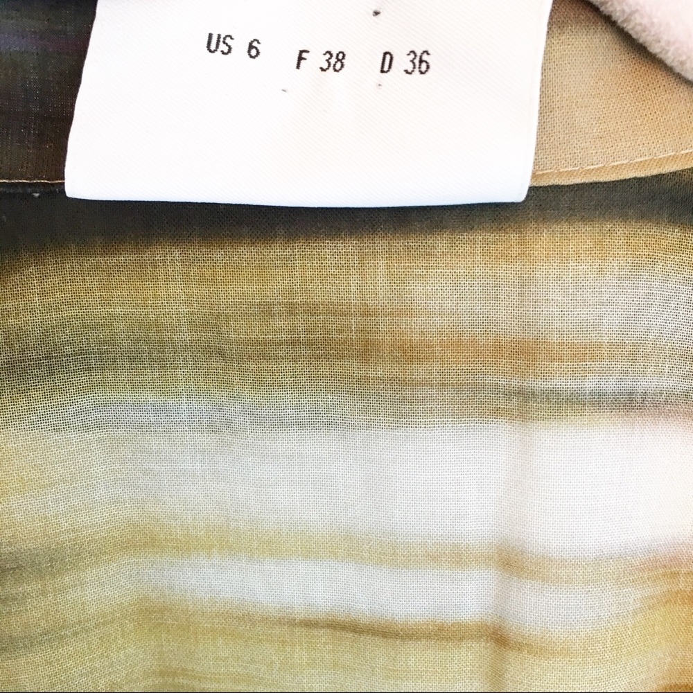 Akris Punto | Camo Print Wrap Belted Dress - Picture 3 of 7